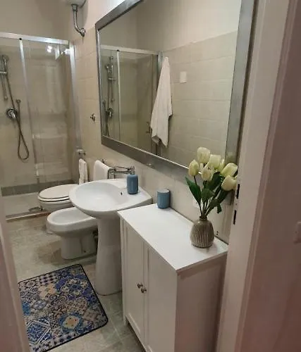 Chic 'n Charme Trastevere Terrace 2 דירה *