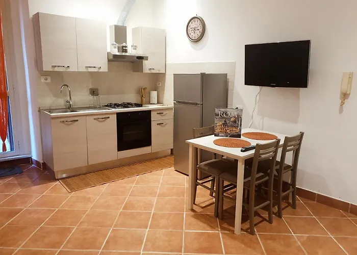 Chic 'n Charme Trastevere Terrace 2 דירה *